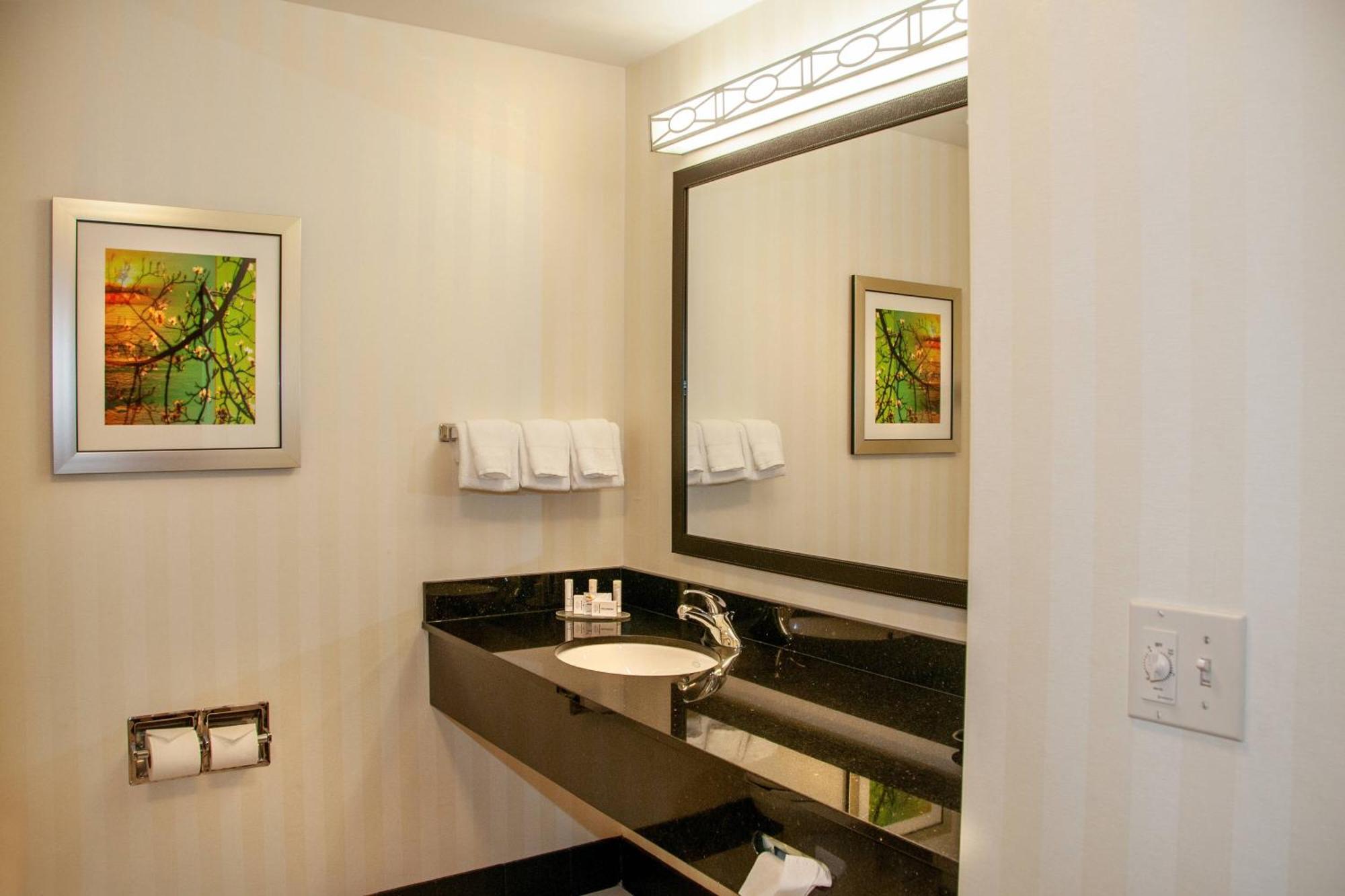Fairfield Inn And Suites By Marriott Colorado Springs North Air Force Academy Gleneagle Ngoại thất bức ảnh